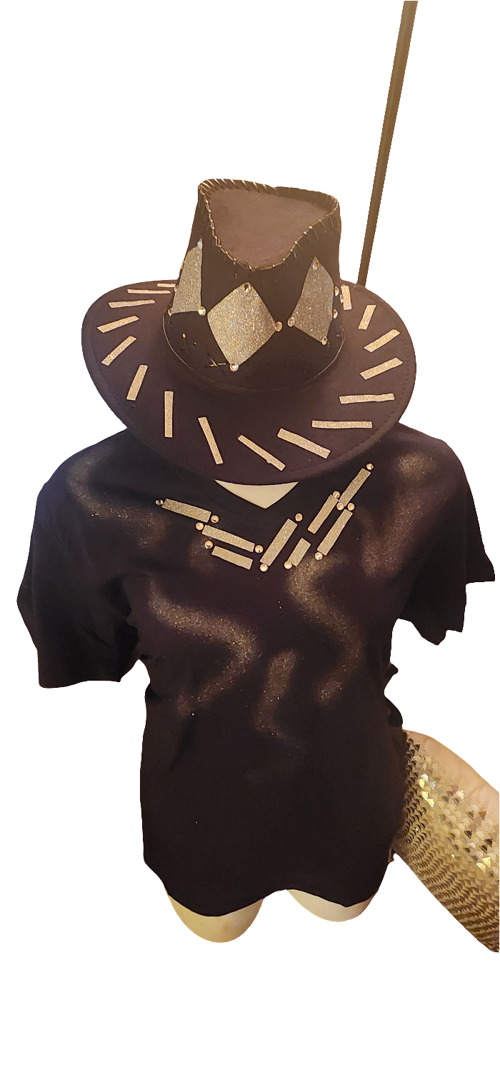 Ladies cowgirl hat and matched tshirt