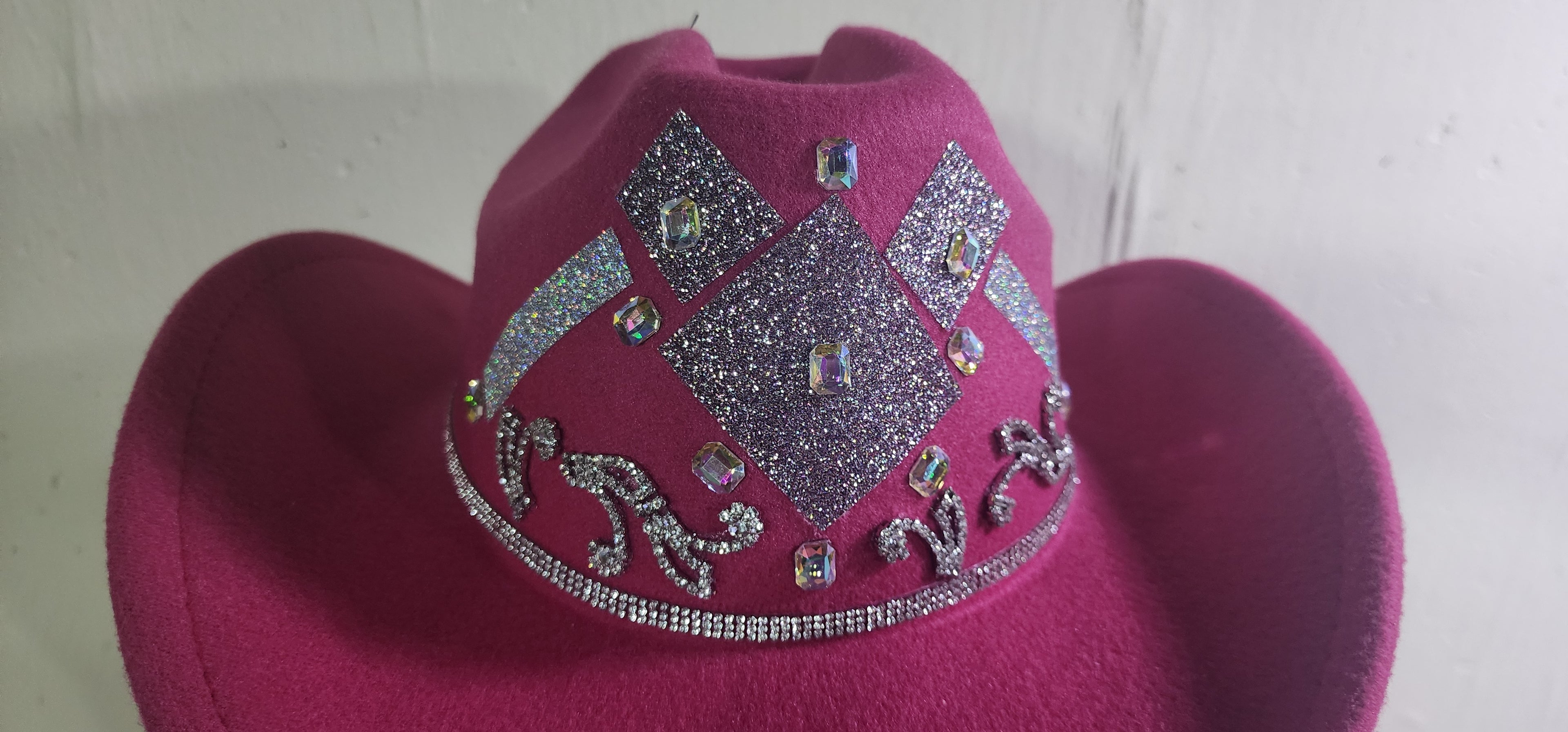 LADIES PINK EMBELLISHED COWGIRL HAT